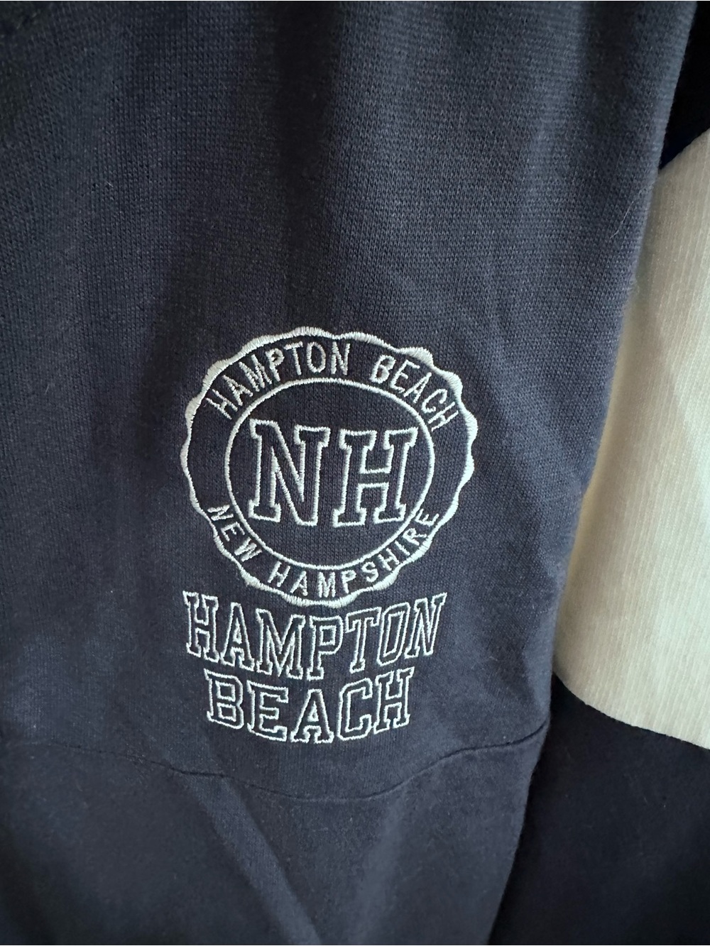 Exist Beach Hampton Beach Quarter Zip Sweatshirt – Size Medium | Navy & Cream - Picture 12 of 16